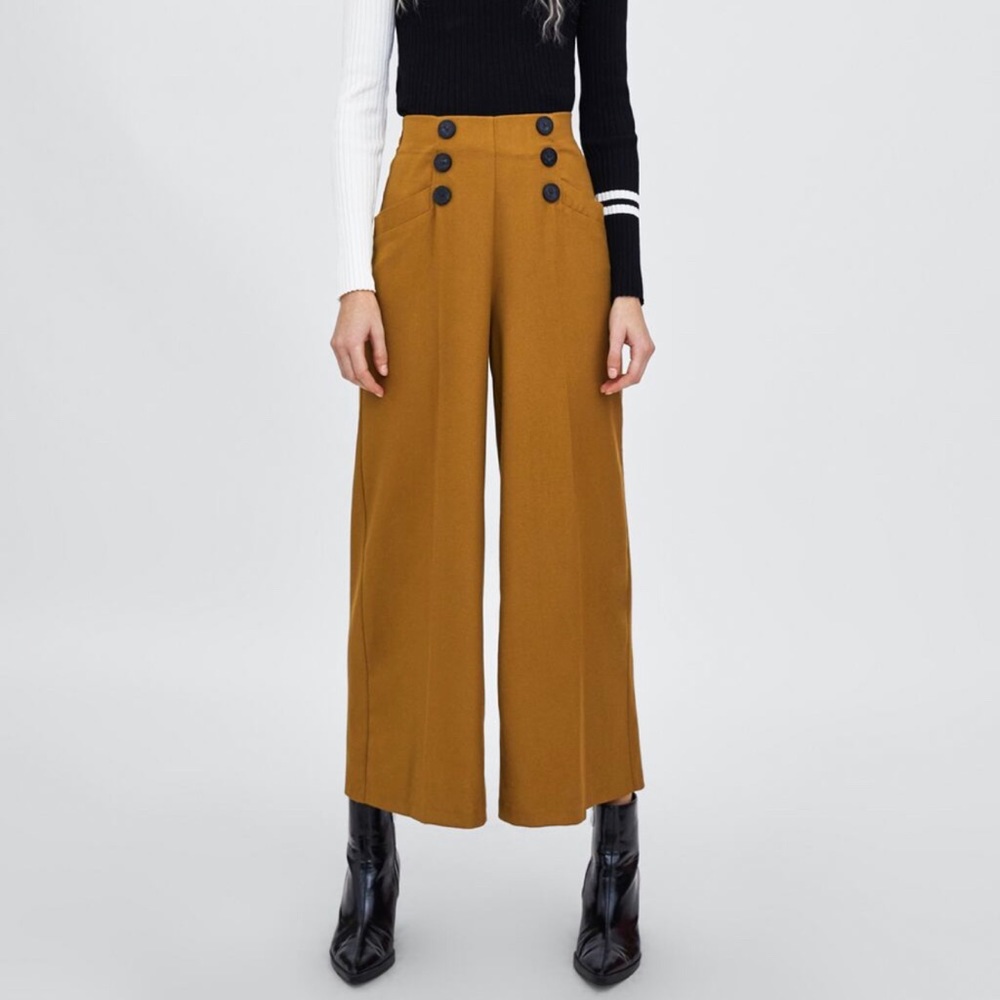 Zara Buttoned Wide Leg Pants